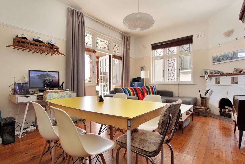 To Let 1 Bedroom Property for Rent in Green Point Western Cape